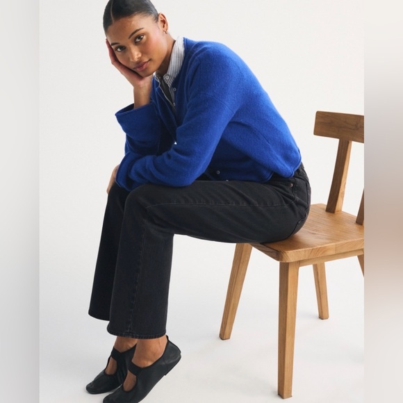 Abercrombie & Fitch Curve Love High Rise 90s Straight Jean - Picture 11 of 11